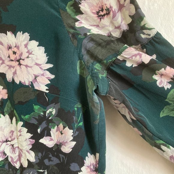 COPY - Club Monaco Teal Green Silk Dress with Blush Floral Pattern & Bell Sleev… - Picture 9 of 9